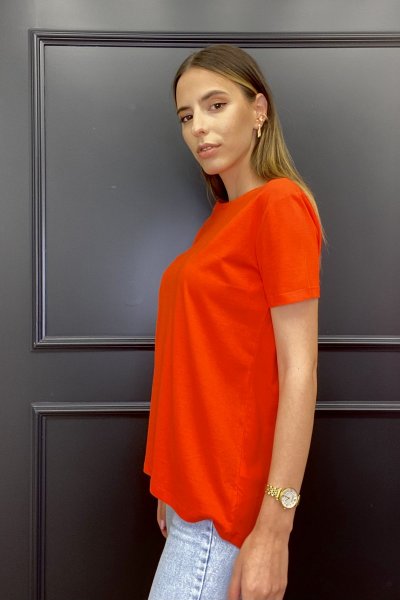 Kadın Bisiklet Yaka Önü Kısa Arkası Uzun Basic Tişört