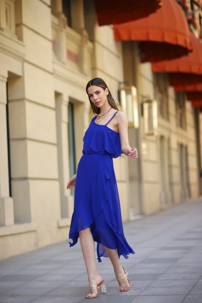 Tek Kol Taşlı Şifon Elbise