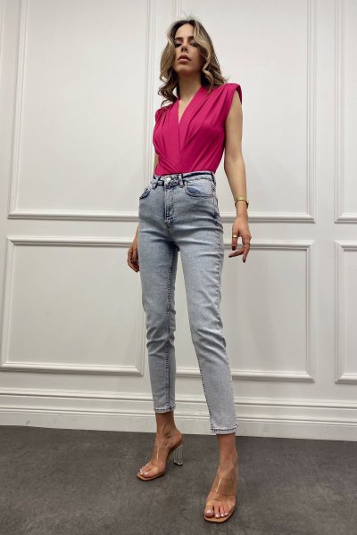 Kar Yıkama Mom Fit Jean