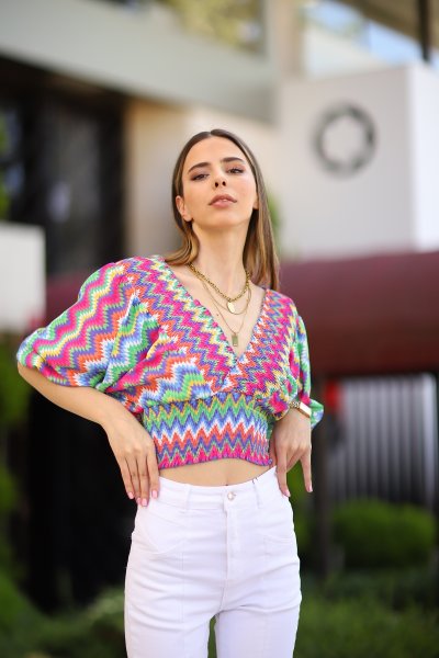 Geometrik Desenli Kruvaze Crop