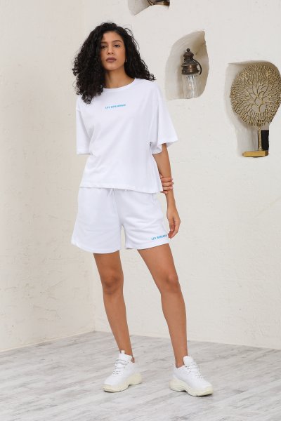 Nakış İşlemeli Şortlu Takım