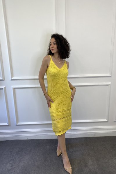 Askılı Ajur Desenli Triko Elbise