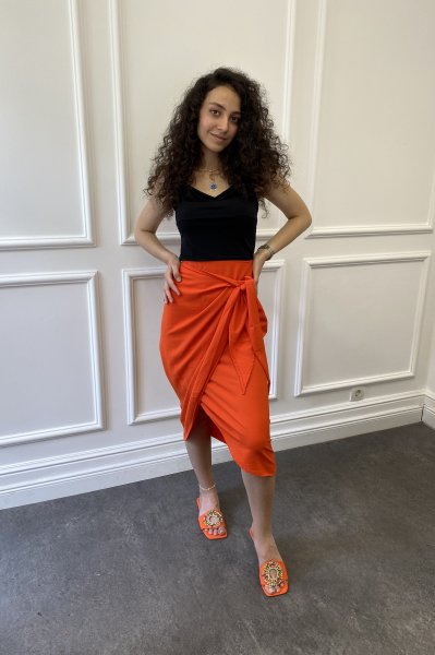 Kruvaze Bağlamalı Etek