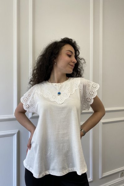 Güpür Detay Tişört