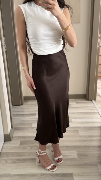 Kadın Saten Kumaş Verev Etek