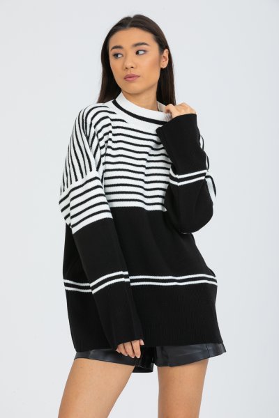 Dik Yaka Çizgili Kazak