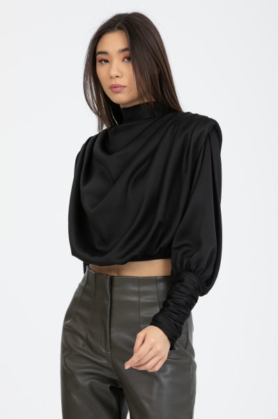 Omuz Vatkalı Pileli Bluz