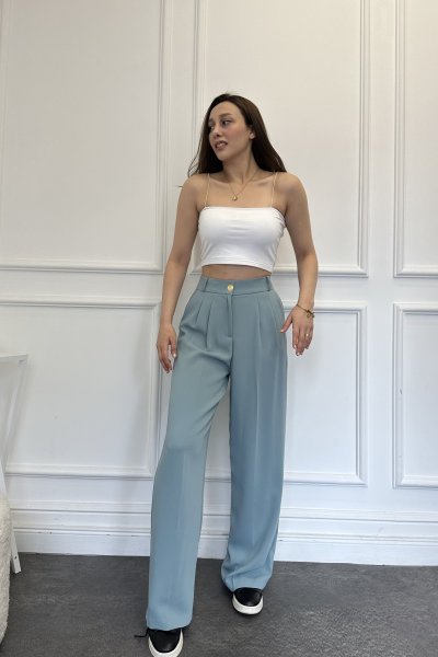 Kadın Pile Detaylı Geniş Paça Kumaş Pantolon