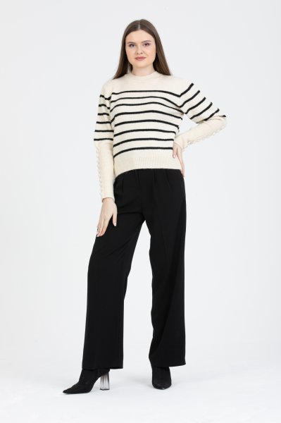 Çizgili Kolları Düğme Detaylı Kazak