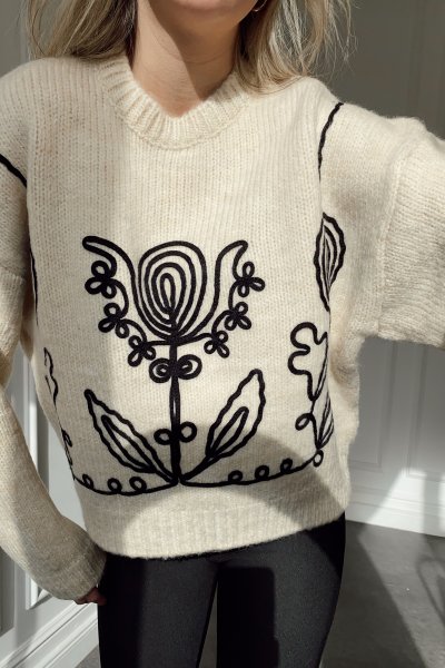 İpek Süzmeli Kazak