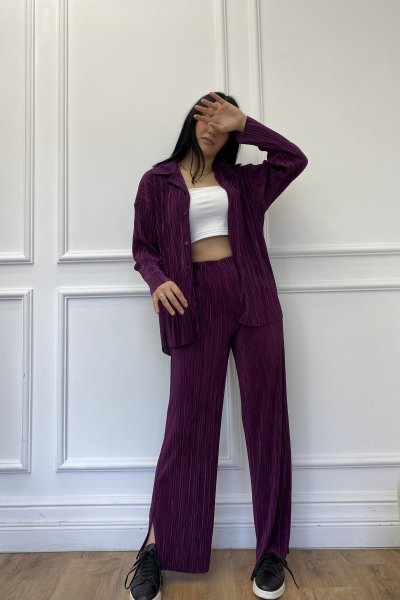 Düğmeli Piliseli Paçası Yırtmaçlı Kadın Takım