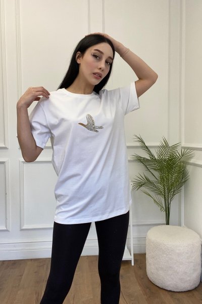 Önü Taşlı Kuş Figürlü Tişört