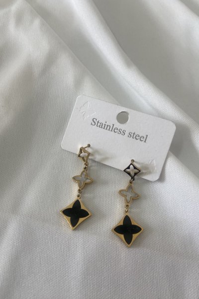 Üçlü Çiçek Sallantılı Küpe