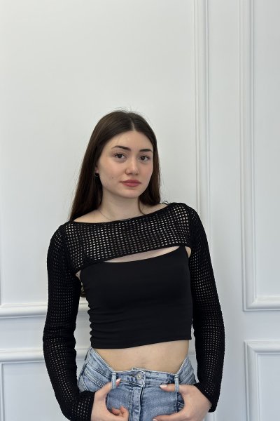 Delikli Kadın Bolero