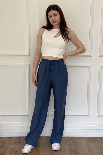 Kemeri Bağcıklı Kadın Pantolon