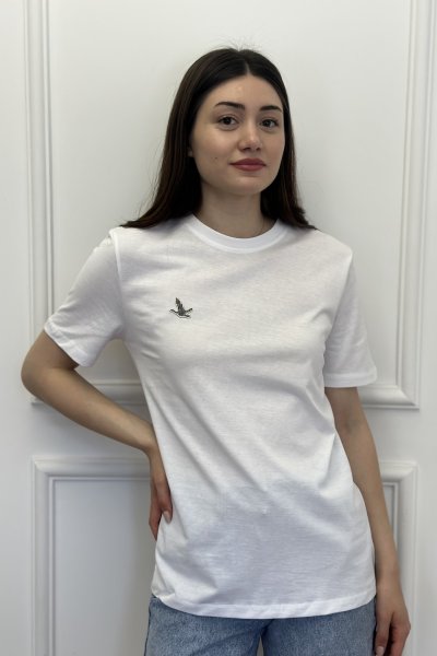 Muadil Nakış Kuş Detay Kadın Tişört