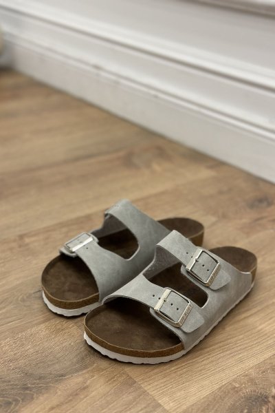 Arizona Model Muadil Kadın Terlik