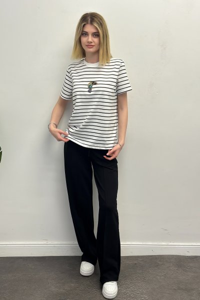 Kadın Önü Taş İşlemeli Çizgili Kadın Tişört
