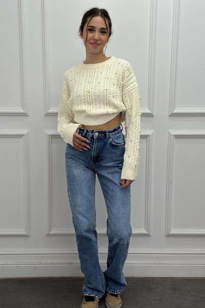 Bisiklet Yaka İnci Çakımlı Kazak