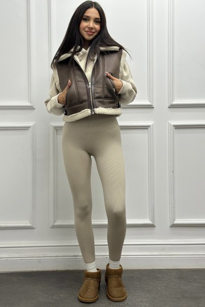 Peluş Detaylı Kadın Yelek