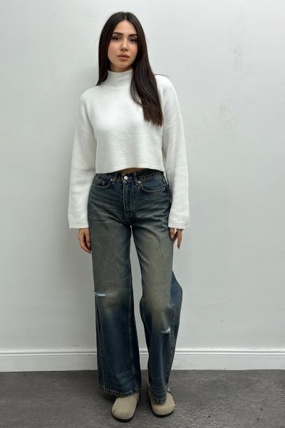 Kadın Yumuşak Dokulu Dik Yaka Kazak