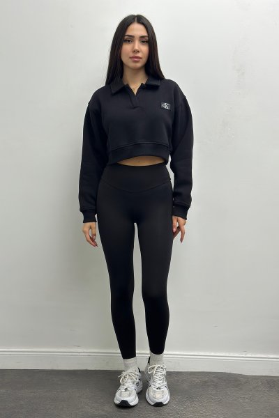 Muadil Polo Yaka Şardonlu Crop Sweat
