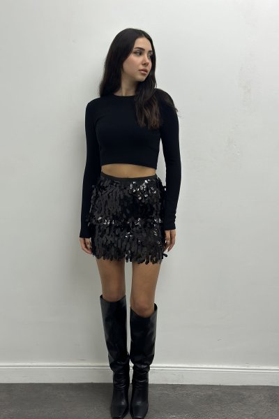 Pullu Kadın Mini Etek