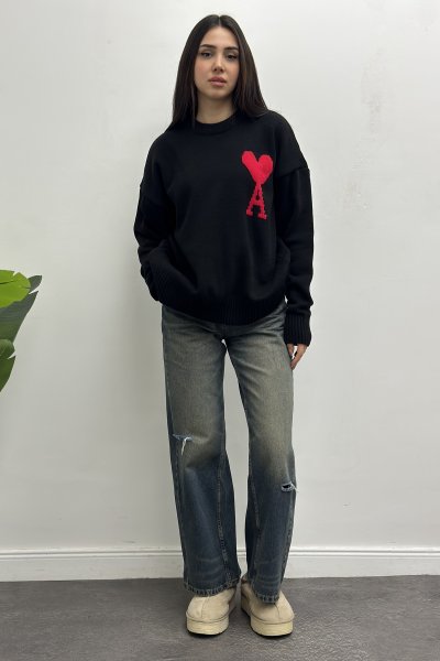 Kadın Muadil Kalp Nakışlı Kazak