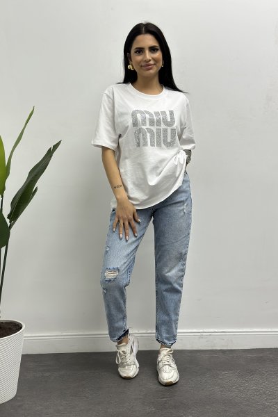 Kadın Önü Taşlı Yazılı Tişört