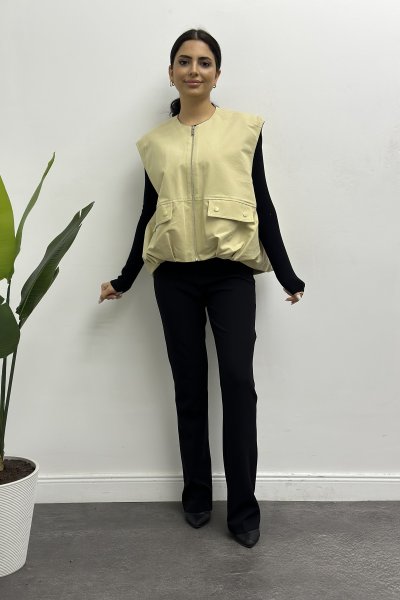 Kadın Etek Kısmı Büzgülü Balon Yelek