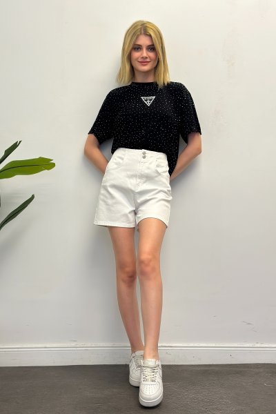 Kadın Çift Düğmeli Kısa Şort