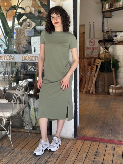 Kadın Bisiklet Yaka Modal Kumaş Yanları Yırtmaçlı Elbise