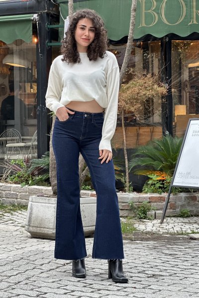 25695 Kadın Push Up Kesik Paça İspanyol Kot Pantolon