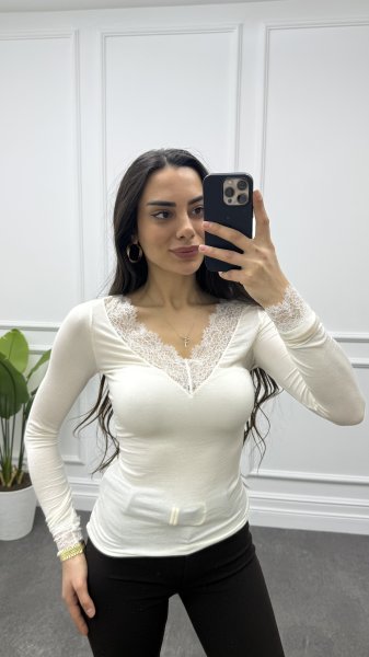 Kadın Kaşmir Dantel Detay V Yaka Bluz