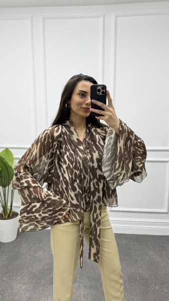 Kadın İspanyol Fırfırlı Kol Şifon İçi Astarlı Bluz