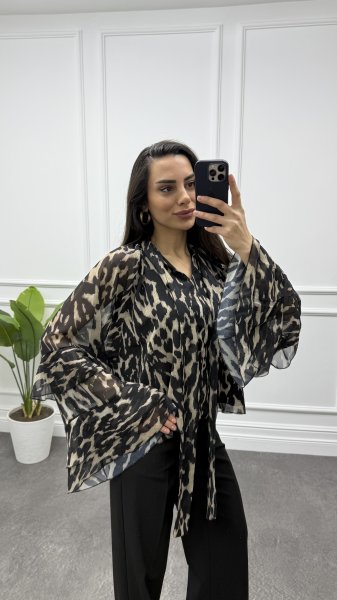 Kadın İspanyol Fırfırlı Kol Şifon İçi Astarlı Bluz